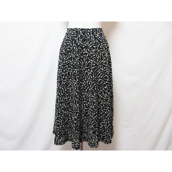 #apc  カネコイサオ KANEKO ISAO スカート 黒 アイボリー 花柄 レディース [699796]