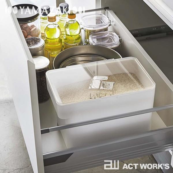 Yamazaki tower  VNĂт R ^[ Lb`[ XgbJ[ ğC