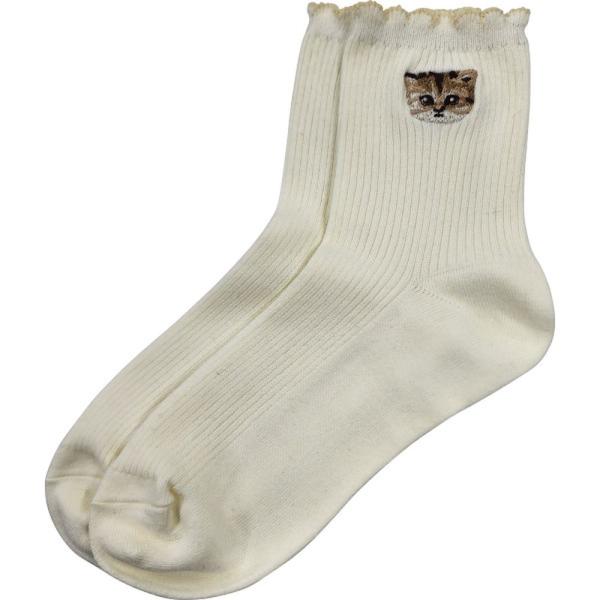 【商品名】 ポール＆ジョー　レディースソックス　ワンポイント刺繍 【内容】●レディースソックス1足 【サイズ】●対応サイズ23〜25ｃｍ 【箱サイズ】13×26×1cm 【商品について】ベーシックなリブ編みにかわいいヌネットの刺繍がポイント...