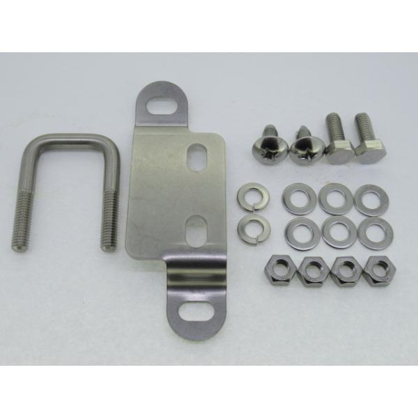 適合車種カワサキ　Z750A4/Z750A5/Z750D1　シートキャッチです。穴あけ加工と附属のタッピングビスを使用しコの字型シートキャッチを取り付ければ、'76以降のZ系にもZ1/Z2用コンプリートシートが流用可能となります。またそれ以...