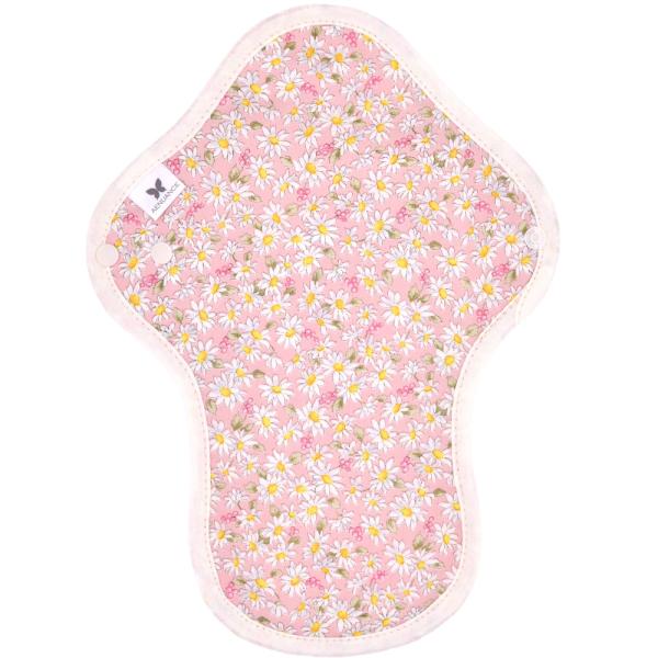 ●多い昼用の生理ナプキンに最適な布ナプキンで、パッドなしで単独で使える一体型・防水布入り・羽根つき・定番の布ナプです。●肌面がオーガニックコットンのショーツと同じニット生地で、優しい肌ざわりと、素肌感が優れています。●使い慣れた紙ナプキンの...