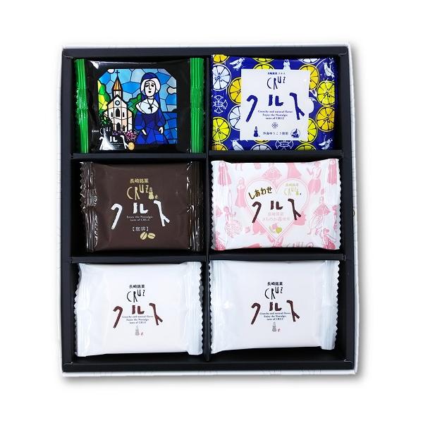 ■サイズ・カラー：18枚入■内容量・内容物・重量：クルス6枚、クルス(珈琲)3枚、しあわせクルス3枚、クルス(抹茶)3枚、ゆうこうクルス3枚、計18枚■県名：長崎県■賞味期間：常温120日■アレルゲン表示：小麦、卵、乳、大豆■メーカー名：小浜食糧