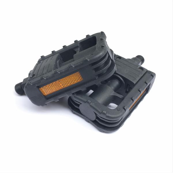 未使用　当時物　VP-956S 自転車用ペダル　LR　フラット／ベルト通し穴アリ 未使用 当時物 VP-956S 自転車用ペダル LR フラット／ベルト通し