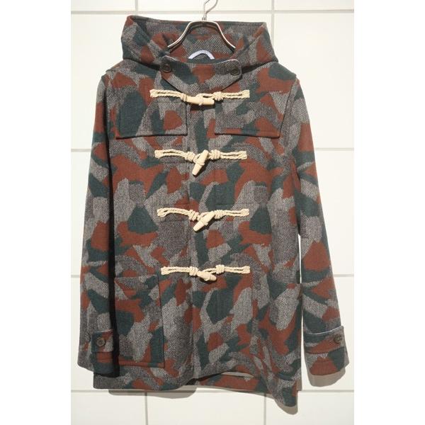 激レア 美品 MAISON KITSUNE ダッフルコート カモフラ 迷彩 激レア 美品 MAISON KITSUNE ダッフルコート カモフラ 迷彩