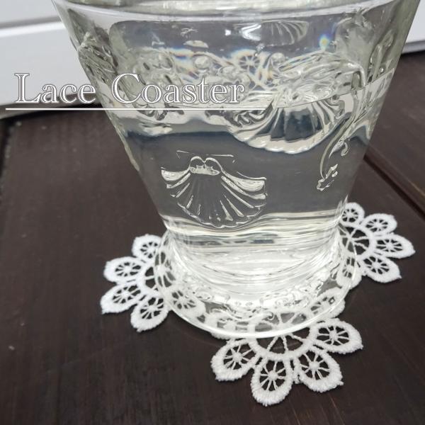 ■サイズ：約10×10ｃｍ■カラー：ホワイト／ベージュ■素　材：ポリエステル■ご家庭でお洗濯可能です。■薄くて軽いのでノベルティや、プチギフトにも最適　お手紙に同封して頂いてもきっと喜ばれる商品です。※写真は参考画像です。コースター以外は商...