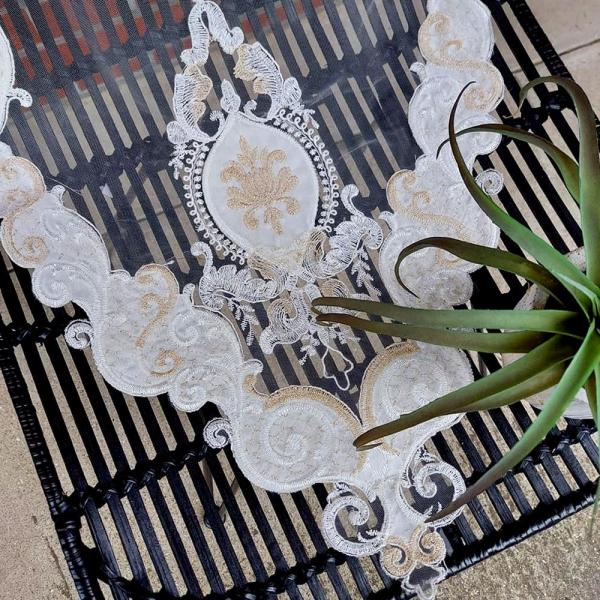 ■サイズ：約40×130ｃｍ■素　材：ポリエステル、レーヨン（生地）■スポット洗い、ドライクリーニングをお勧めします