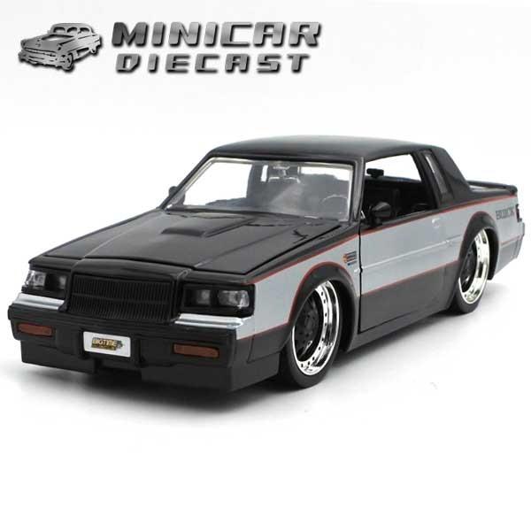 偉大な 絶版 87 Buick Grand National 1987 ビュイック グランドナショナル Revell 85 2497 1 24スケール プラモデル 車 カスタム 1 25 アメ車 ダイキャスト モデルカー 1 24 模型 激レア 輸入プラモデル 絶版 87 Buick Grand National 1987 ビュイック