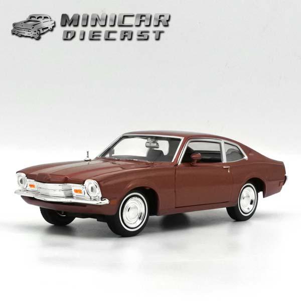 「未開封」アメリカン ミニチュアカー×２４ モーターマックス 1/24 箱入り ミニカー 1971 MERCURY COMET