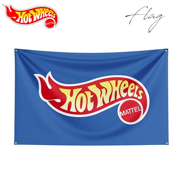 ホットウィールの小さめのフラッグです。お部屋の壁に飾っても、目隠しに使ってもおしゃれ！ハトメは四隅についています。■サイズ　縦：約61cm 横：約89cm■カラー：ブルー※この商品は輸入品の為、糸のほつれや目立たない汚れ・中の縫製など縫い目...