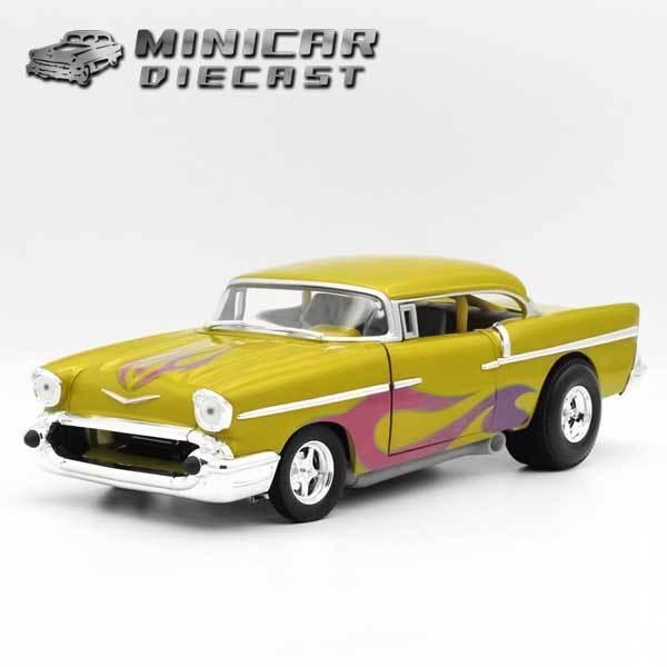 Chevy 1/18 箱入り ミニカー 1957 パールイエロー フレームス Chevy 1/18 箱入り ミニカー 1957 パールイエロー フレームス