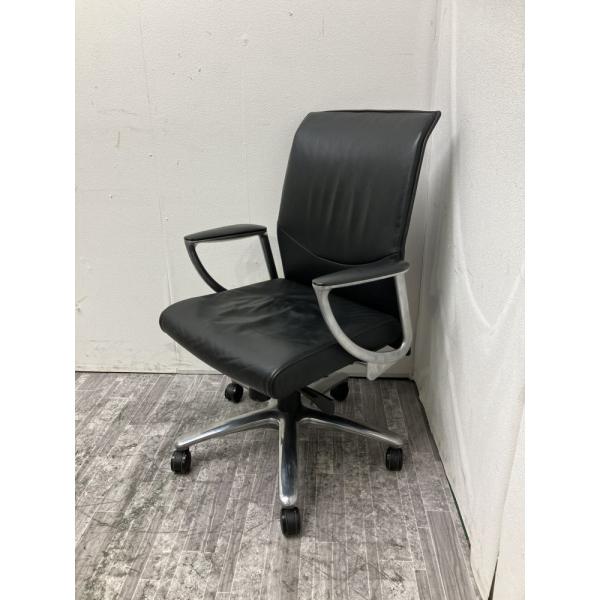 オカムラ エグゼクティブチェア オフィスチェア CEチェア 社長椅子 役員家具 革張り ハイバック固定肘 CE56SX 中古品