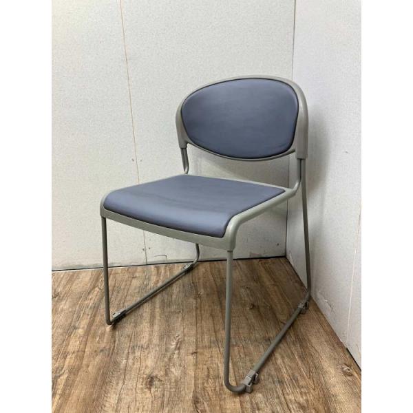 オカムラ スタッキングチェア ミーティングチェア 会議椅子 キャスター ビニール張り ループ脚 中古品