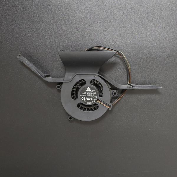 iMac 24-inch Mid 2007  ファン A1225 620-3942 中古品 ■対応機種 iMac 24-inch Mid 2007 ■中古品です。 中古品になりますので使用感や傷等が御座います。