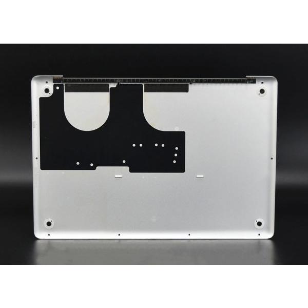 MacBook Pro 17-inch A1297  Late 2011 ボトムケース 対応機種 MacBook Pro 17-inch Late 2011 A1297 中古品になりますので、使用感や傷等があります。