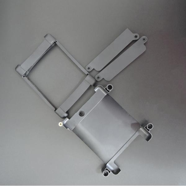 Apple iMac 21.5-inch HDD/SSDマウンター カバー  iMac 21.5-inch 2012から取り外したものになります。中古品になりますので使用感や小キズなど御座います。