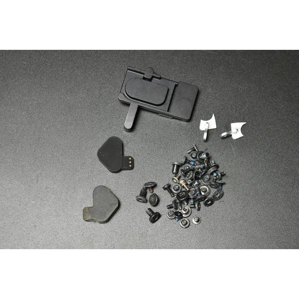 MacBook Pro Retina 15 inch 2012 A1398 ネジ　留め具　一式　2-0118-4中古品なので使用感や小キズがあります。