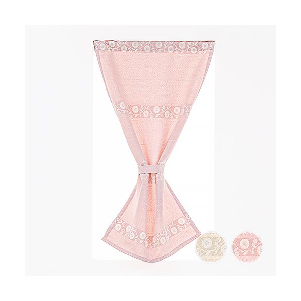 オンラインショッピングの画面だけでは、その生地が自分の部屋に合っているのかどうかイメージしにくいもの。「実際に生地の質感を確かめたい」「お部屋の窓に合わせてみたい」そんな皆様の声にお応えしました。アイカでは、お好みの生地サンプル6種類をお届...