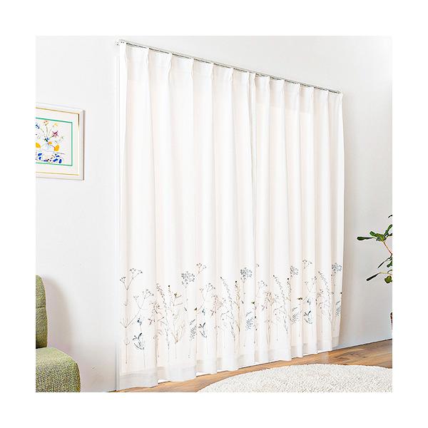 オンラインショッピングの画面だけでは、その生地が自分の部屋に合っているのかどうかイメージしにくいもの。「実際に生地の質感を確かめたい」「お部屋の窓に合わせてみたい」そんな皆様の声にお応えしました。アイカでは、お好みの生地サンプル6種類をお届...