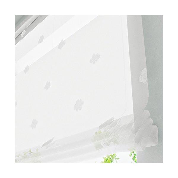もふもふの雲デザインがとっても可愛い遮熱ミラーレースローマンシェードです。光を透かすとまるで雲が浮かんでいるように見えるので、お子様のお部屋にぴったり。夏は遮熱性・冬は断熱性に優れ、冷暖房効率がアップする省エネ機能も備えています。夏は特殊な...