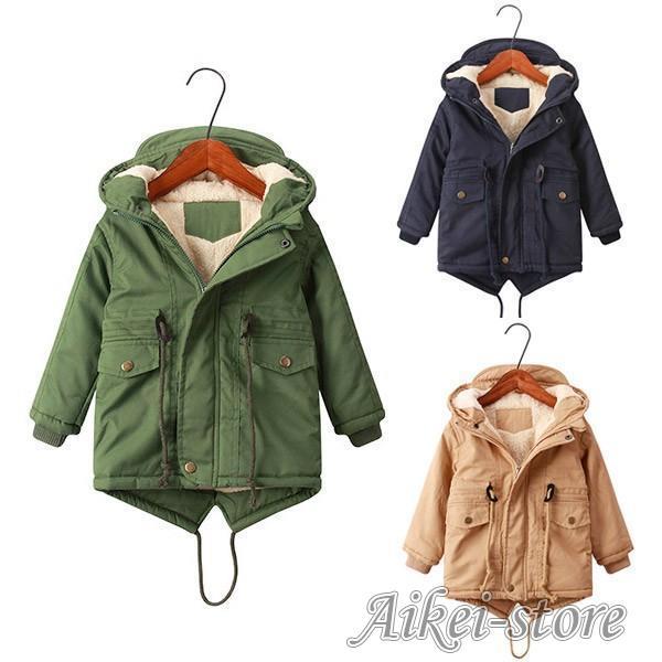 素材:綿、ポリエステル;裏    地 ：綿、ポリエステル