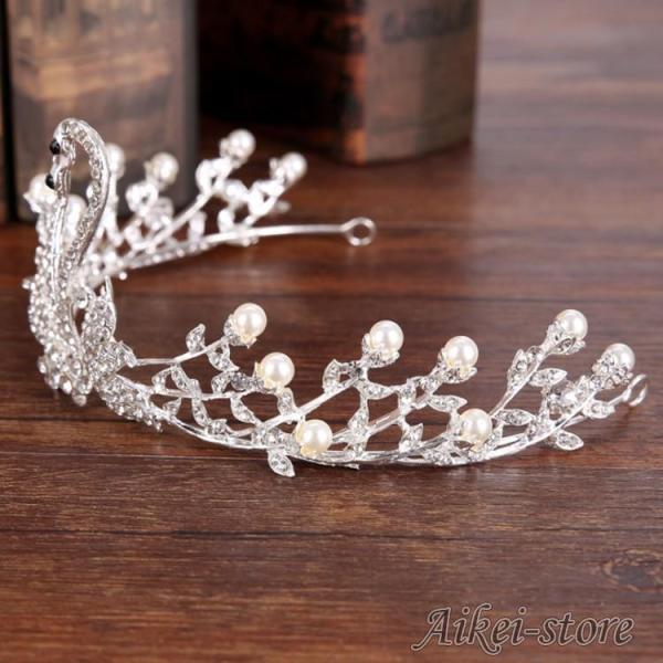 検索ワード：髪飾り　ティアラ　王冠　かんざし　 ヘアアクセサリー 　花嫁　レディース　ヘアアレンジ　花 フラワー　髪留め 　ヘッドアクセ　結婚式　かわいい　フォーマル　　大人　母の日　誕生日　可愛い　花冠　ウエディング　花かんむり　手作り　...