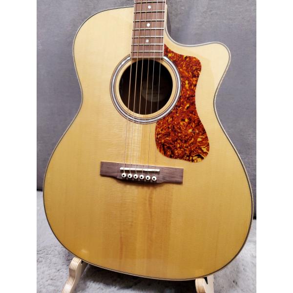 GUILD / OM-250CE RESERVE Natural 美品 Gear Review: Guild OM-250CE - American Songwriter