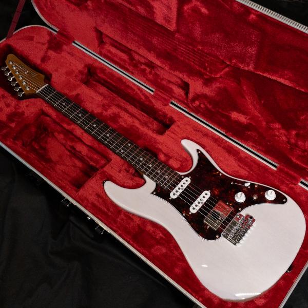 【1本限り特価！】Ibanez AZ2204N AWD (Antique White Blonde) アイバニーズ Made in Japan AZ Prestige Series
