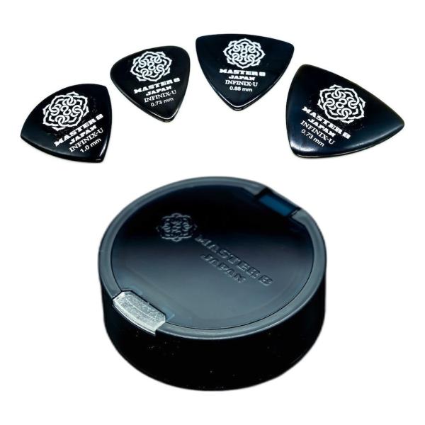 他サイト： MASTER8 ELC-P ピックケース EASY LOCK GUITAR PICK CASE/限定ピック付/メール便発送・代金引換不可の商品画像