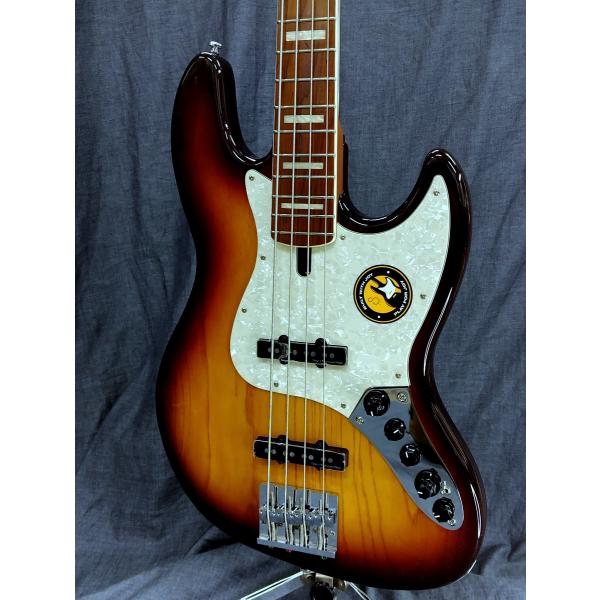 アウトレット特価】SIRE V8 4st TS サイアー マーカス・ミラー監修