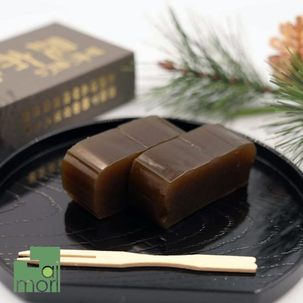 甘精堂本店 昆布羊羹 300g ようかん 北海道根室産昆布使用 贈答用 合成保存料・着色料不使用