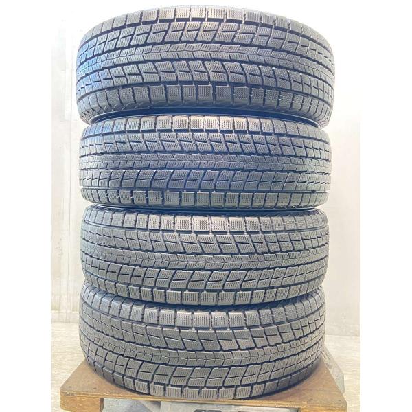 【12/20で掲載終了】225/65R17 DUNLOP ダンロップ SJ8 スタッドレスタイヤ 2018年製 中古 4本セット バリ目 DUNLOP（ダンロップ） 中古タイヤ スタッドレスタイヤ 4本セット 225