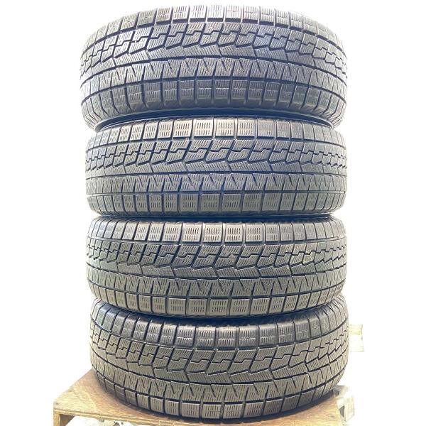 ヨコハマタイヤ 中古タイヤ スタッドレスタイヤ 4本セット 215