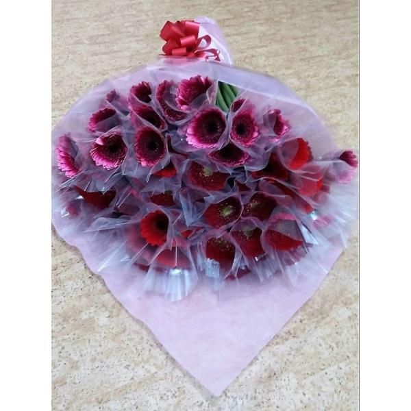 ガーベラ花束赤系80本 産地直送 誕生日 記念日のプレゼントに Buyee 日本代购平台 产品购物网站大全 Buyee一站式代购 Bot Online