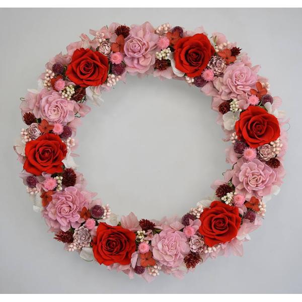 赤いバラ ピンクのソーラーフラワー 華やかな仕上がりのプリザーブド