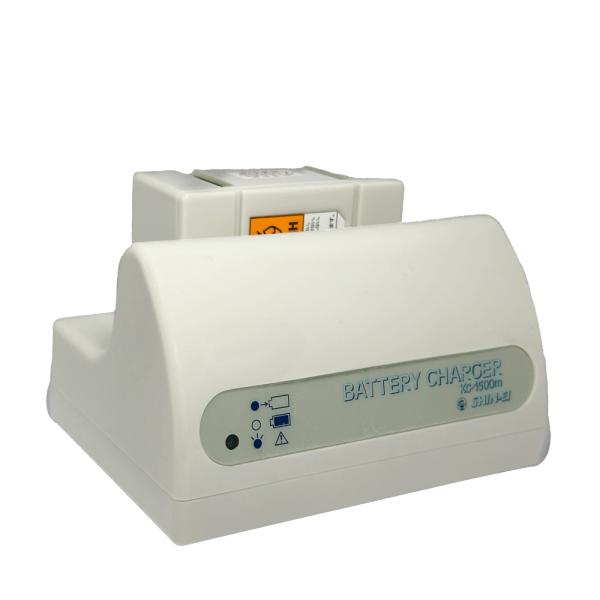 【 送料・代引手数料無料 】計画停電の対策におすすめの吸引器パワースマイルKS-700の充電器。充電池が１個ついています。使用するときは充電池をパワースマイル本体に装着します。１時間充電で約３０分の使用可能。スペアの電池（別売）をお買い上げ...