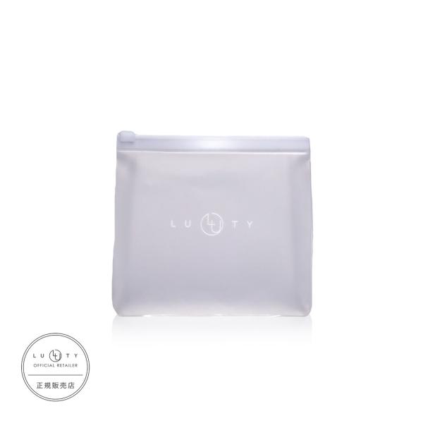 爆買 ミニボトルをしっかり防水収納。旅先でのバスタイムを、もっと快適で清潔に。シャンプーやトリートメントのミニボトル、化粧水などのトラベルコスメを収納できる防水ポーチ。半透明のマットな素材は中身がうっすらと見え、必要なものをすぐに取り出せる...