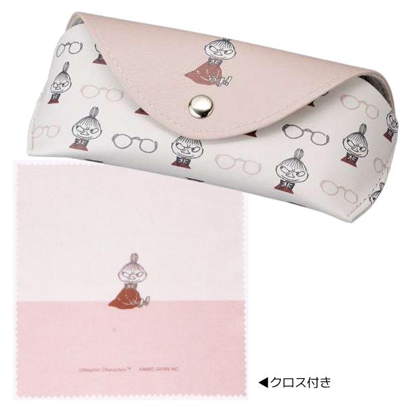 可愛いクロス付き！【MOOMIN　フラップメガネケース】マグネット式で開閉ラクラク♪サングラスなどフレームが大きい眼鏡にも対応！【素材・サイズ】 ●素材本体：合皮、紙、スチール内側：レーヨン100％（起毛加工）クロス：ポリエステル100％●...