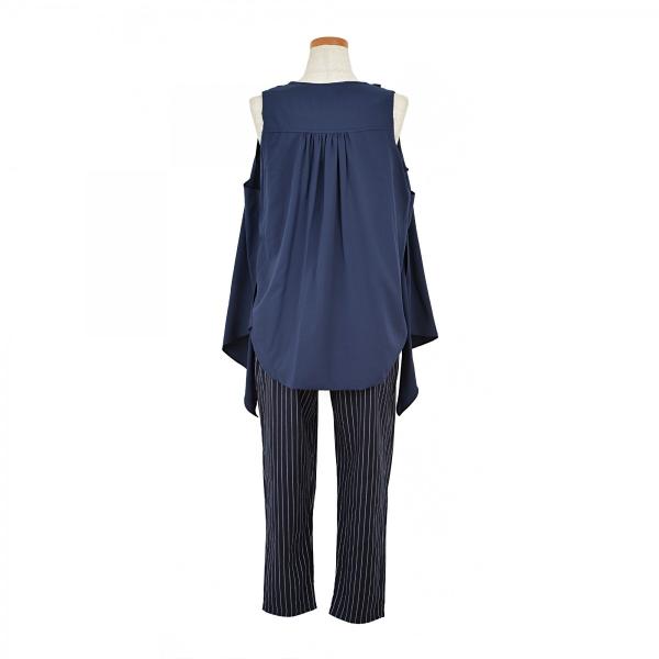 物撮りネイビー後ろ