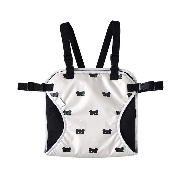 お出かけ先のレストランや帰省先などで活躍する補助イスベルト。大人用のイスにバックルを留めるだけの簡単装着で、　　安心してお座りさせることができます。肩と腰にベルトがついているのでお子様が動き回っても落ちる心配がなく、　　安心してお食事を楽し...