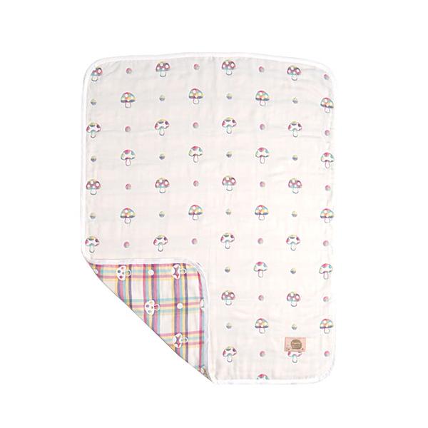 幸運を呼ぶラッキーモチーフと言われるきのこが特徴的なテキスタイル、シャンピニオンシリーズの発売から13年。たくさんのベビーと成長を共にしてきたシャンピニオンから、チェック柄の織りできのこを表現した新たなシリーズ、“champignon de...