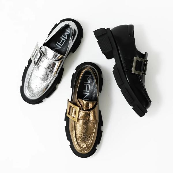 ねえさん　美品 MANA ビッグベルト・ボリュームソールシューズ ねえさん 美品 MANA ビッグベルト・ボリュームソールシューズ MANA