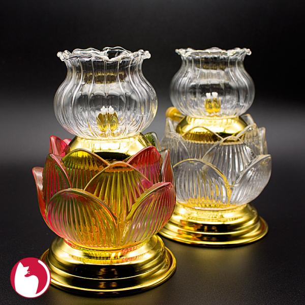 ■内容：ガラス製オイルランプ（芯1本セット済み）＋替え芯2本■サイズ（約）　本体：全長13cm、底直径8.7cm　替え芯：長15cm■カラー：クリア、マルチカラー■素材：ガラス、金属（金メッキ）■中国製（中国国内流通商品）■付属品：替え芯2...