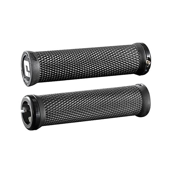 自転車用グリップブラック/130mm直径:30mm/D33MTB-B・パッケージ個数:1・斬新なコンセプトを持つ偏芯グリップ 路面からの振動や衝撃を受けるグリップ上部の肉厚を厚くし、その代わりに手で握るグリップ下部の肉厚を落とした斬新なコン...