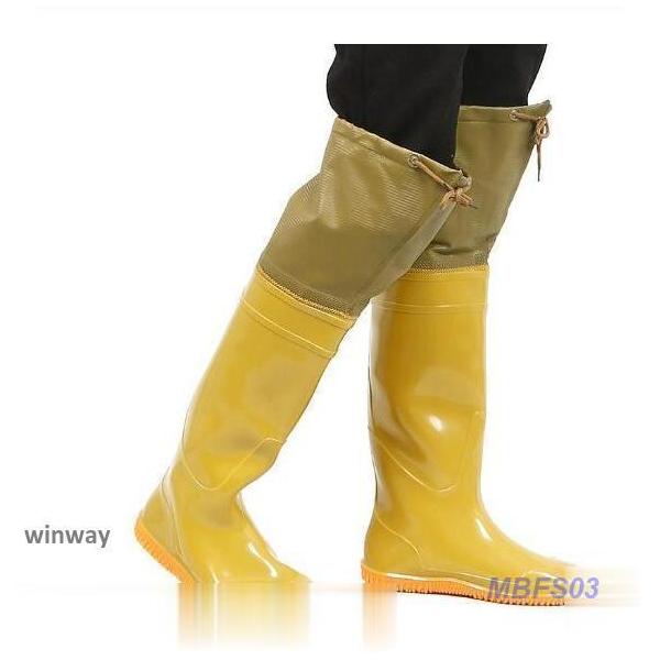 用途通学、アウトドア、カジュアルシーン冬の寒さから足元を守る！防寒機能抜群の長靴が登場！！冬の農作業や雪かきなどの際に大活躍！保温性のある暖かいウレタンインナーが付いている長靴です。長靴は重い???というイメージがありますが。完全防水なので...