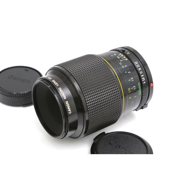 ■商品名キヤノン New マクロ FD100mm F4■状態並品[外観]全体的に使用に伴うスレや傷があります。[光学]チリの混入はありますがくもりやカビなどは無く実用的な状態です。[動作]基本動作に異常は無く動作良好です。スタッフコメント使...