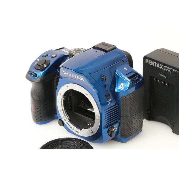 ■商品名ペンタックス PENTAX K-30 ボディ [クリスタルブルー]■状態ジャンク品絞り制御不具合が出ております。（電磁絞りレンズは使用可能です。）USB挿入部側ゴムに伸び・剥がれがあります。[外観]全体的に使用に伴うスレや傷がありま...