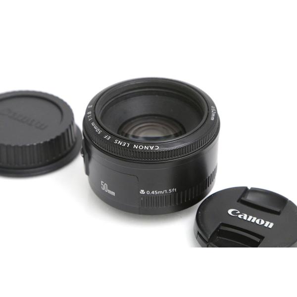 ■商品名キヤノン EF50mm F1.8 II■状態良品[外観]概ねきれいな状態ですが、一部スレや傷があります。[光学]チリの混入はありますがくもりやカビなどは無く実用的な状態です。[動作]基本動作に異常は無く動作良好です。スタッフコメント...