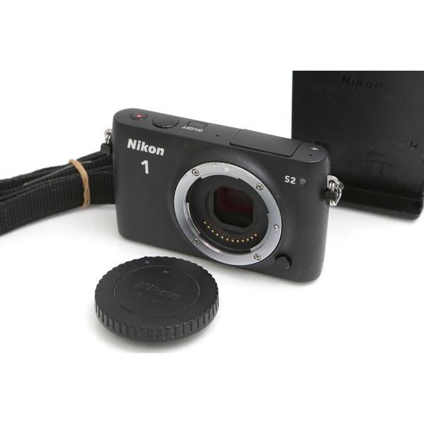 ■商品名ニコン Nikon 1 S2 ボディ（センサー清掃済み）■状態並品[外観]全体的に使用に伴うスレや傷があります。液晶画面に多少黄変があります。[光学]イメージセンサーに異常は無くきれいな状態です。[動作]基本動作に異常は無く動作良好...