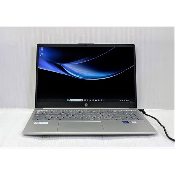 HP ノートパソコン 本体 中古美品　15.6インチ HP 15 中古 ノートパソコン 15-fd1002TU AY6R5PA#ABJ ナチュラル