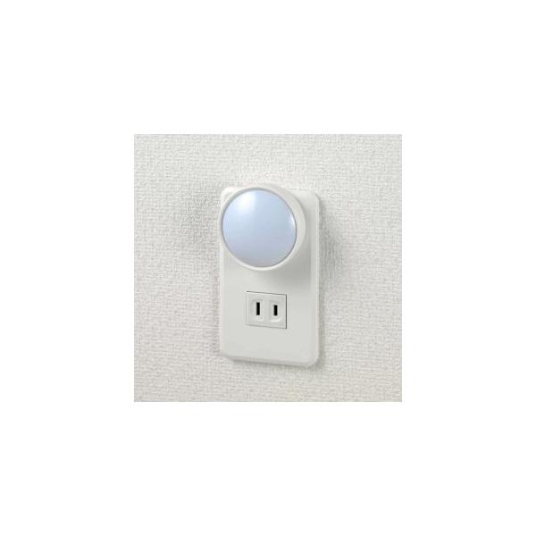 【取寄品 出荷：約5−9日 土日祝除く】●直接コンセントに差し込むだけですぐにご使用いただけます。●ON/OFFスイッチを押すごとに点灯/消灯します。●プラグ部分には電気火災を予防する耐トラッキングカバー付です。●光源にLEDを採用していま...